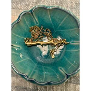 Spartina long gold tone coral pendant necklace